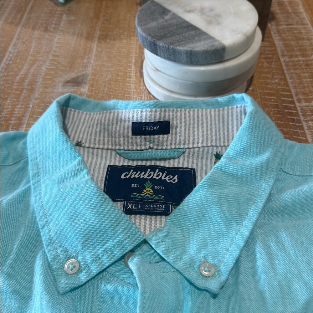 Chubbies Men's Light Blue Casual Shirt